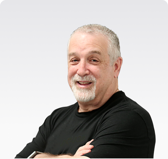 Headshot of Glen Stifelman, Chief Operating Officer (COO) of moomoo.